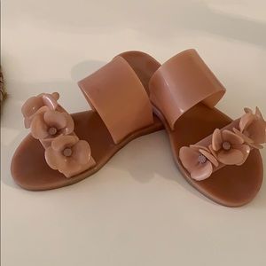 Melissa flower slides